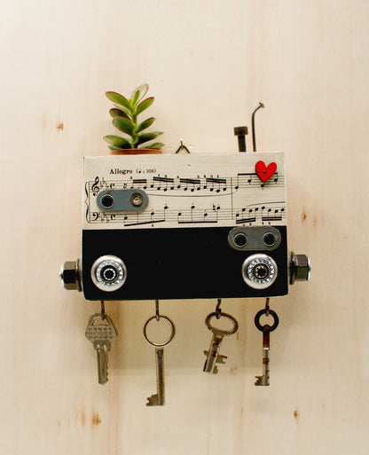 PORTACHIAVI da parete scultura robot fatto a mano