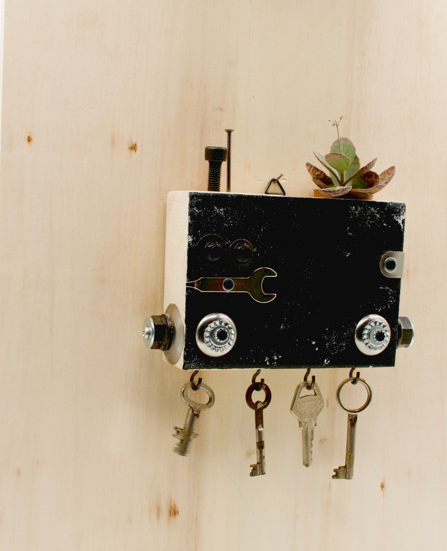 PORTACHIAVI da parete scultura robot fatto a mano