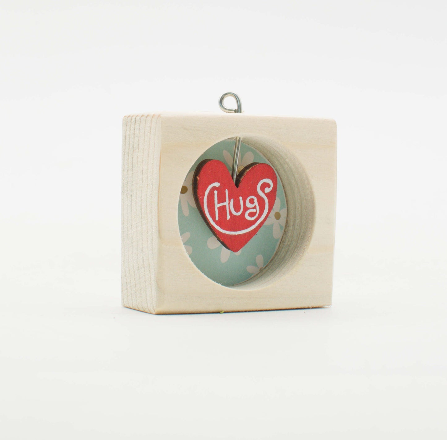 I Sospesi – Piccoli Quadri Artigianali in Legno da Appendere - Hug