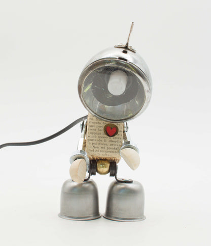 Lampada Robot Bike in Metallo Riciclato – Fatta a Mano