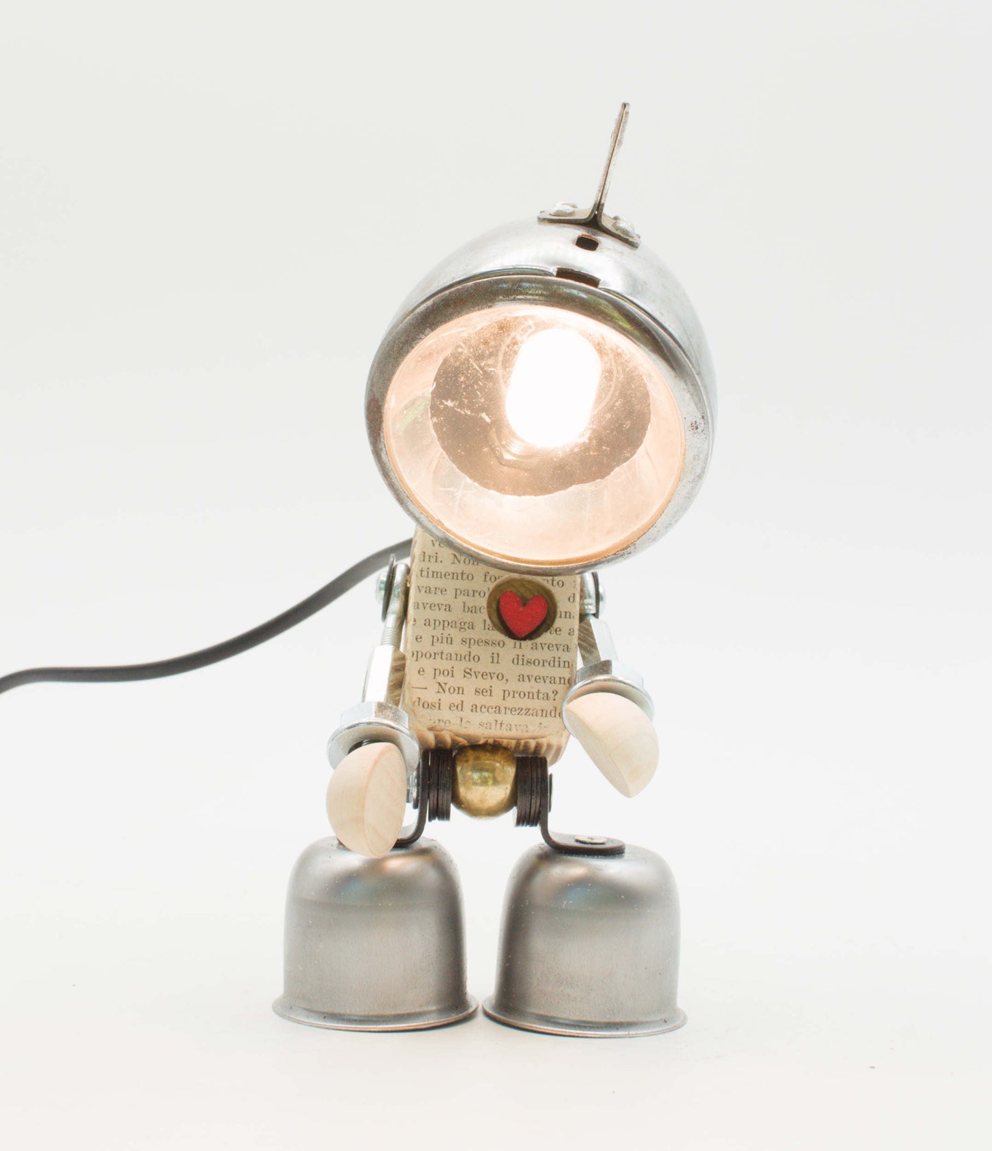 Lampada Robot Bike in Metallo Riciclato – Fatta a Mano
