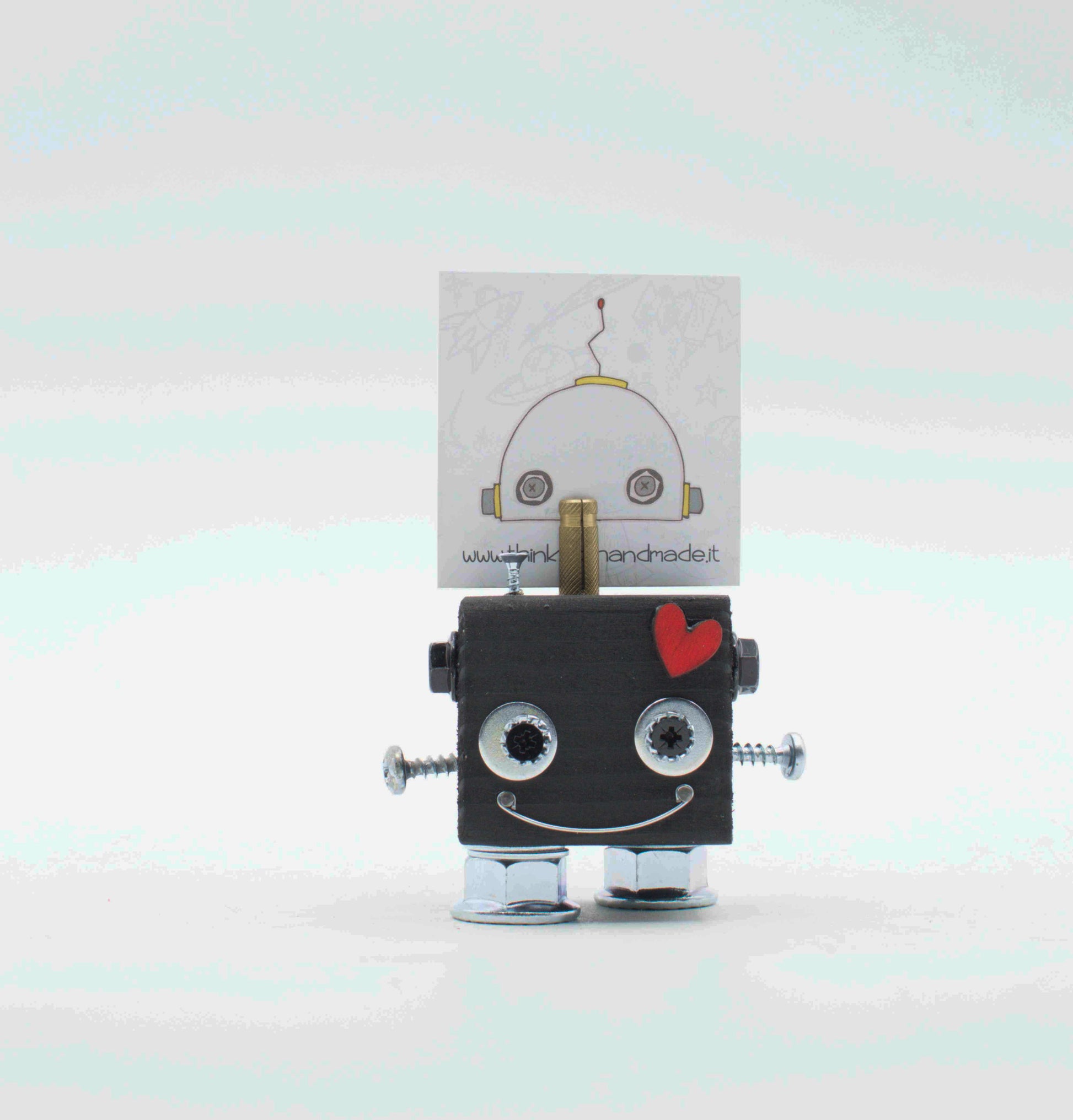 Portafoto da tavolo robot grigio con cuore rosa e occhi a vite segnaposto fatto a mano