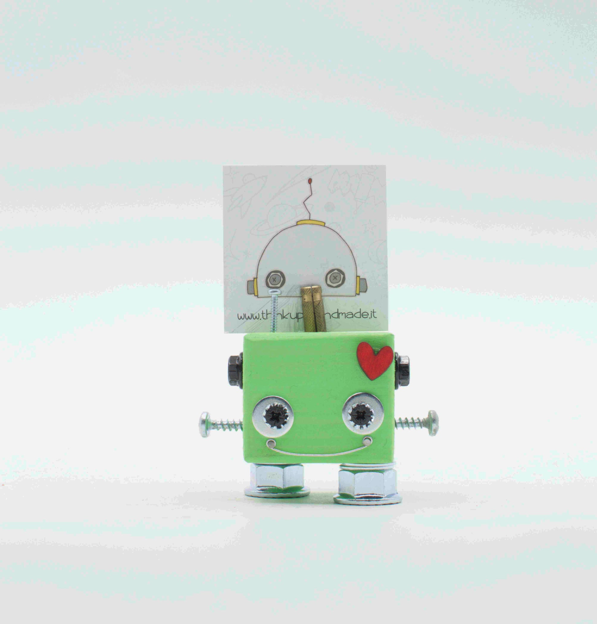 Portafoto da tavolo robot in verde menta con braccia a viti argento piedi trasparenti e cuore rosa sul petto