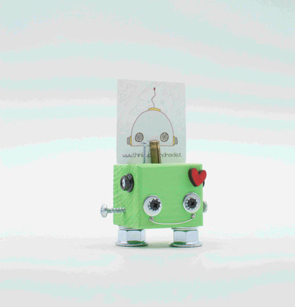 Portafoto da tavolo robot mint verde con occhi a vite argento cuore rosa e gambe in plastica trasparente fatto a mano