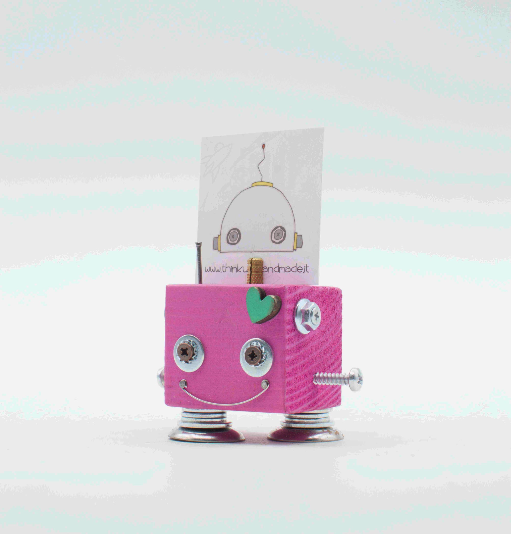 Portafoto da tavolo robot in legno rosa con occhi vite argento cuore verde menta e gambe a molla fatto a mano