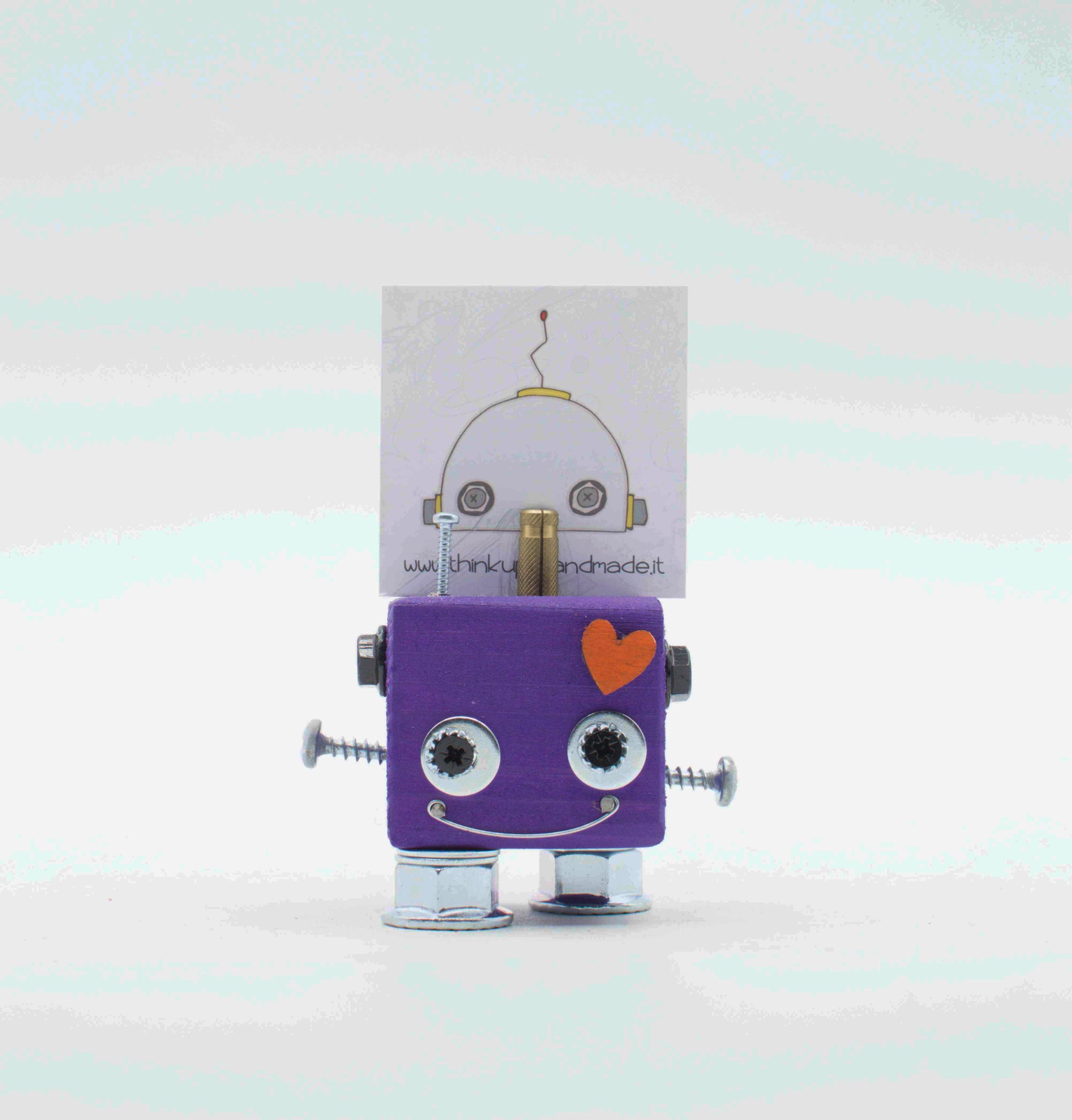 Portafoto da tavolo robot in legno viola con braccia a vite dargento occhi mobili e cuore arancione fatto a mano