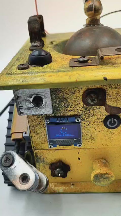 Robot lampada da tavolo stile "WALL E" fatta a mano
