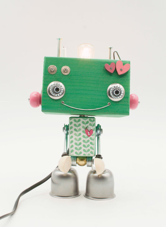 Robot lampada da tavolo beat verde fatta a mano con guance rosa occhi a pulsante argento e piedi in metallo a campana