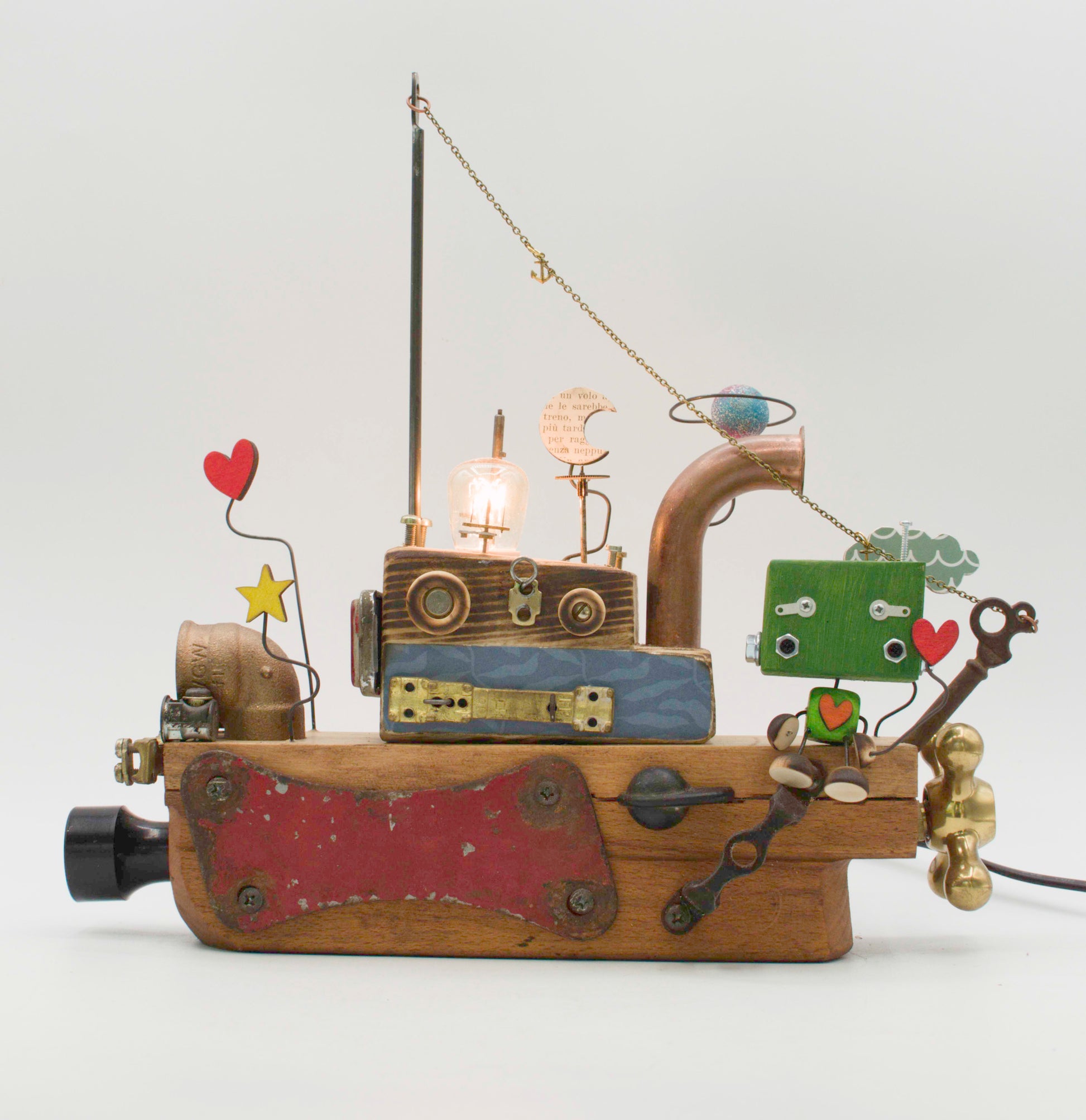 Robot lampada da tavolo stile barca in legno con dettagli steampunk in ottone e rame e luce led decorativa