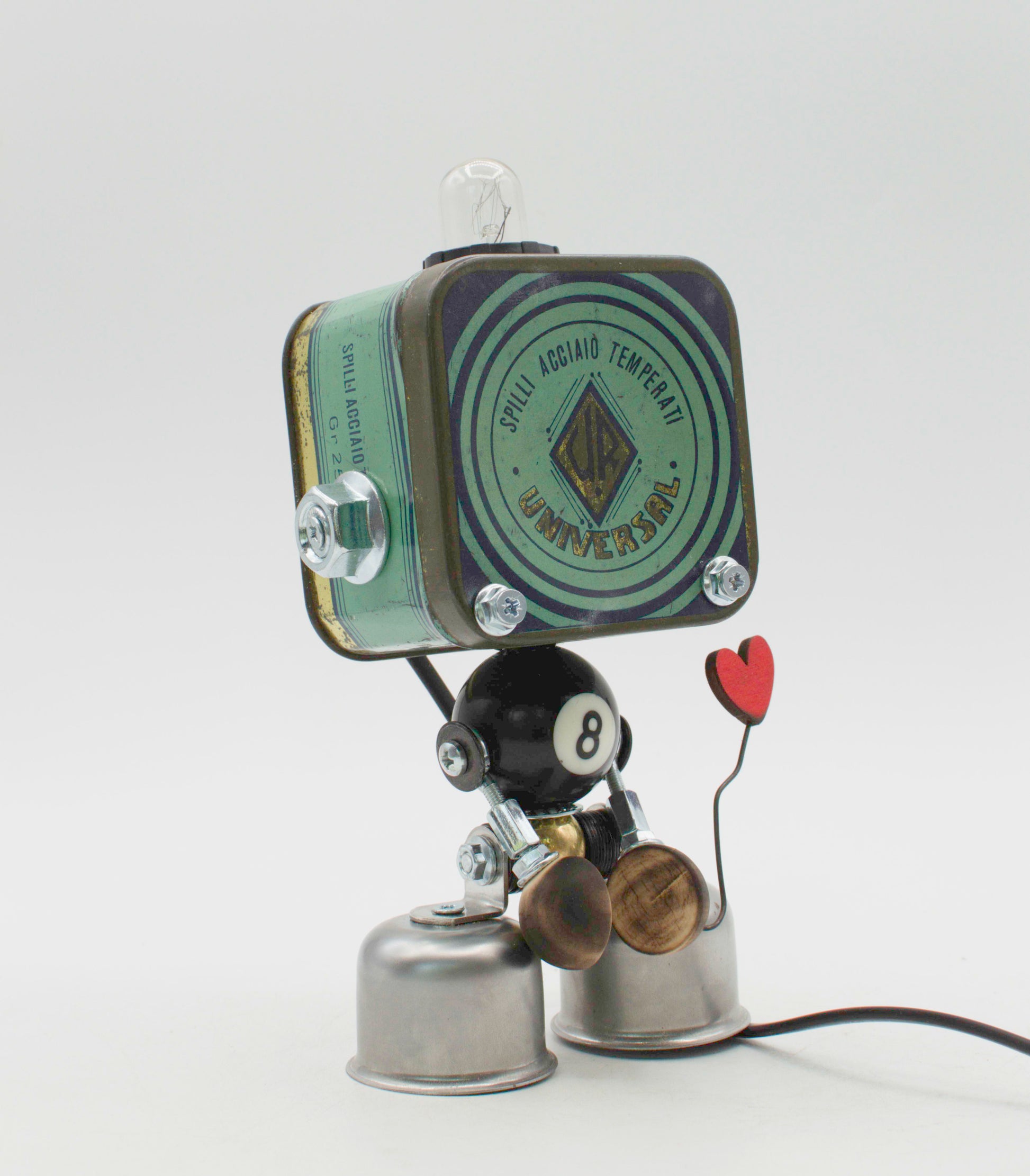 Graziosa lampada creata robot lampada in stile tavolo stile fanale con corpo in latta verde e nero e parti in ottone