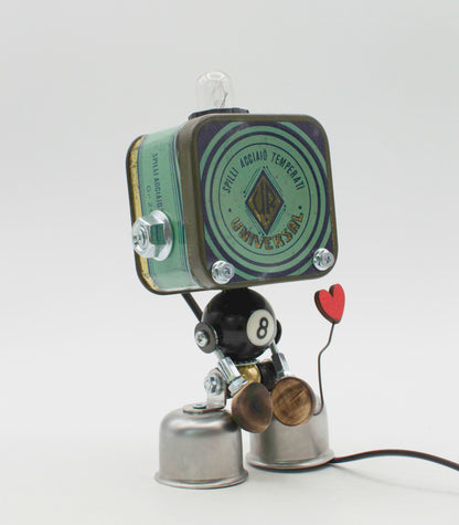 Graziosa lampada creata robot lampada in stile tavolo stile fanale con corpo in latta verde e nero e parti in ottone