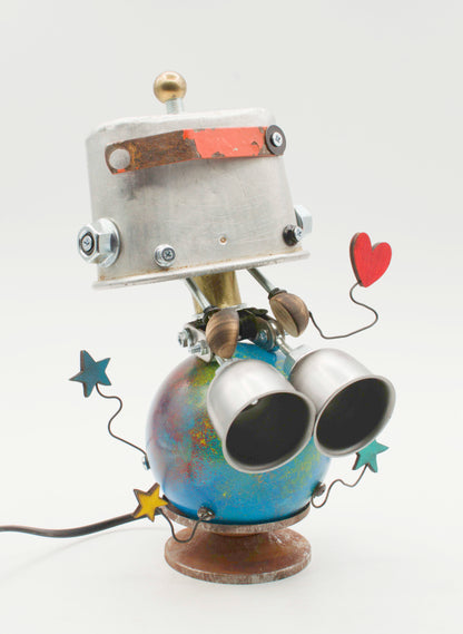 Lampada da tavolo robot pianeta fatta a mano con testa metallica argento e corpo blu con stelle decorato